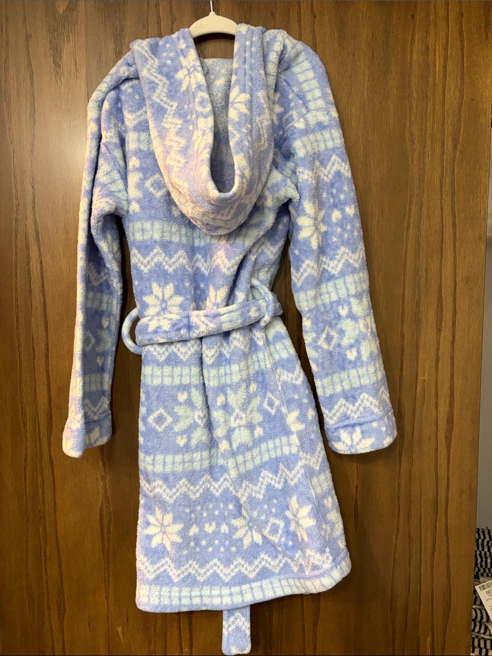 Kid’s Winter Robe - Picture 2 of 3